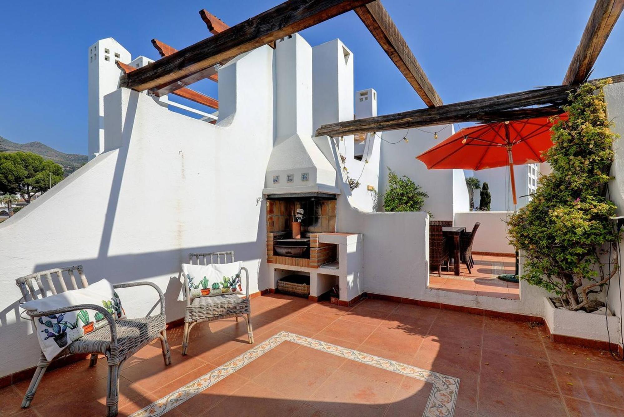 082 - Stunning Sea Views Beachfront Apartment Benalmadena Bagian luar foto
